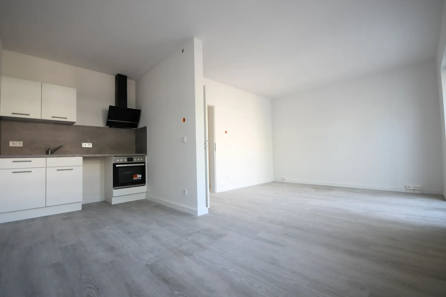 3 Zimmer Wohnung mit 58 m² in Dessau-Roßlau – Bild 2