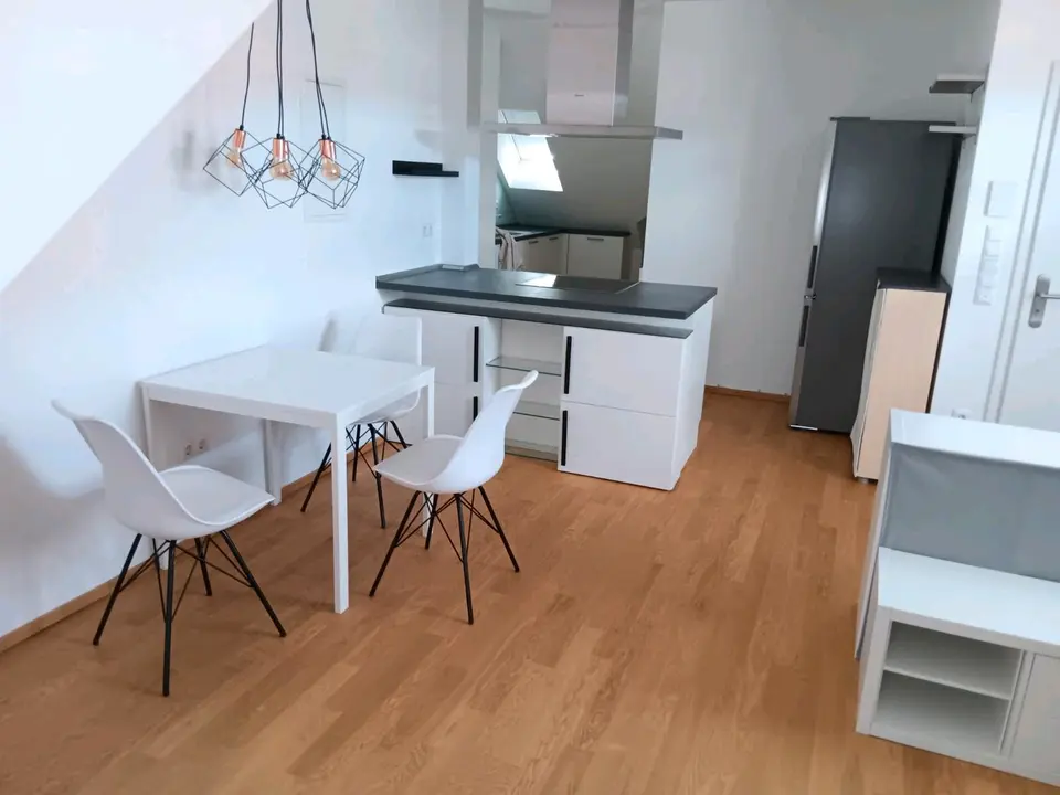 2 Zimmer Wohnung mit 44 m² in Erlangen – Bild 1
