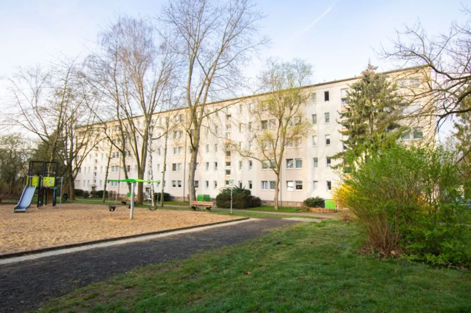 2 Zimmer Wohnung mit 40 m² in Halle (Saale) – Bild 2