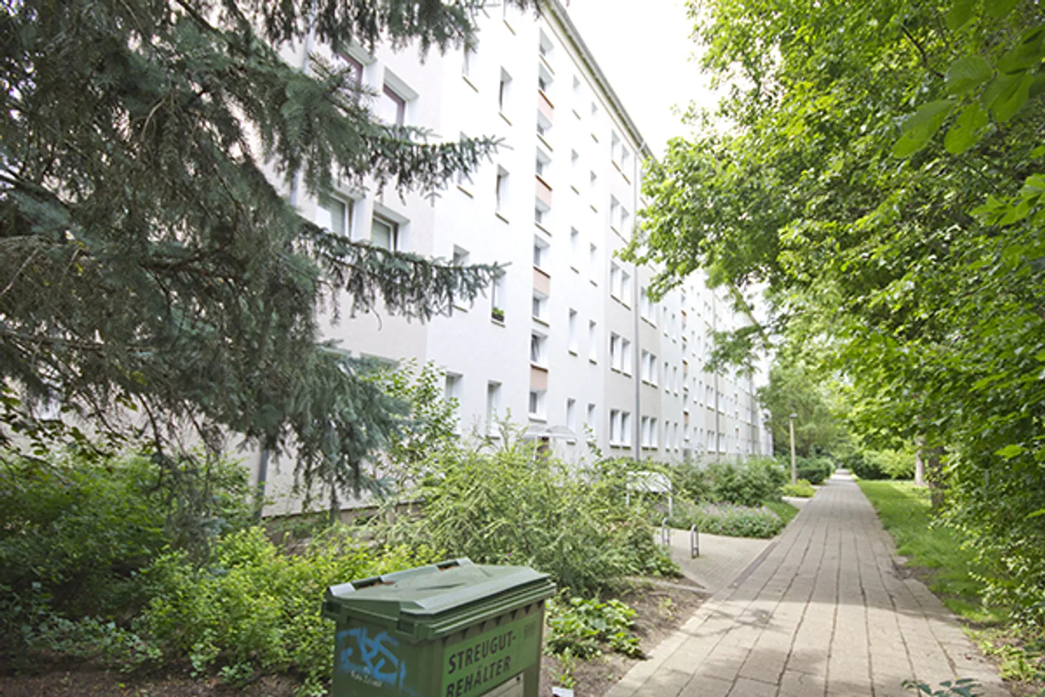 2 Zimmer Wohnung mit 40 m² in Halle (Saale) – Bild 11