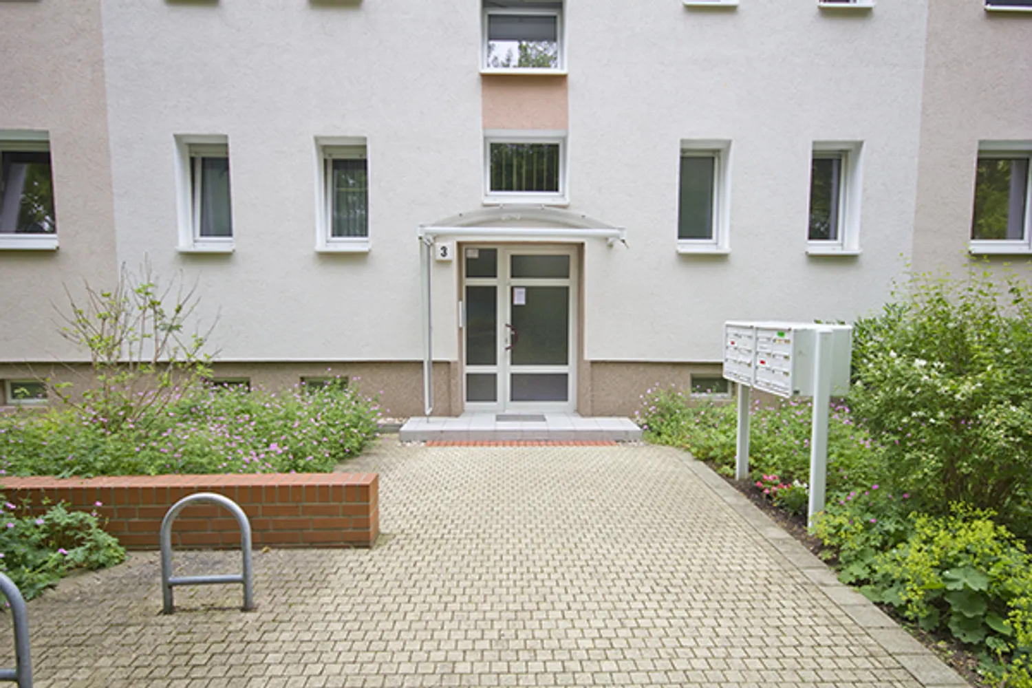 2 Zimmer Wohnung mit 40 m² in Halle (Saale) – Bild 10