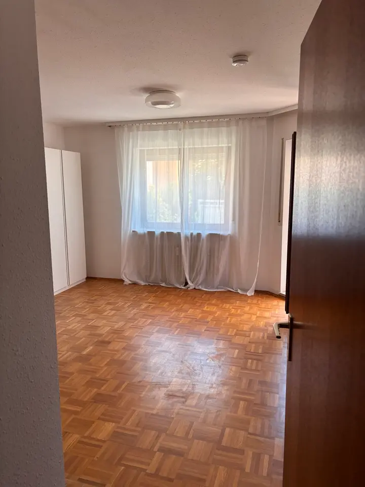 WG-Zimmer mit 19 m² in Friedrichshafen – Bild 3
