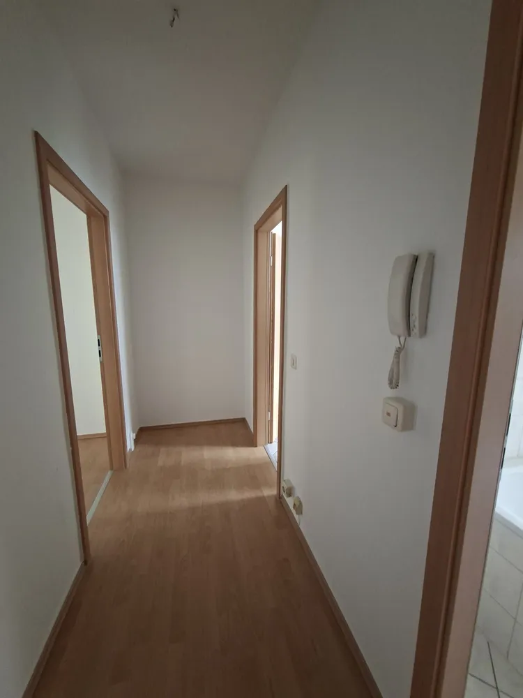 2 Zimmer Wohnung mit 48 m² in Magdeburg – Bild 2