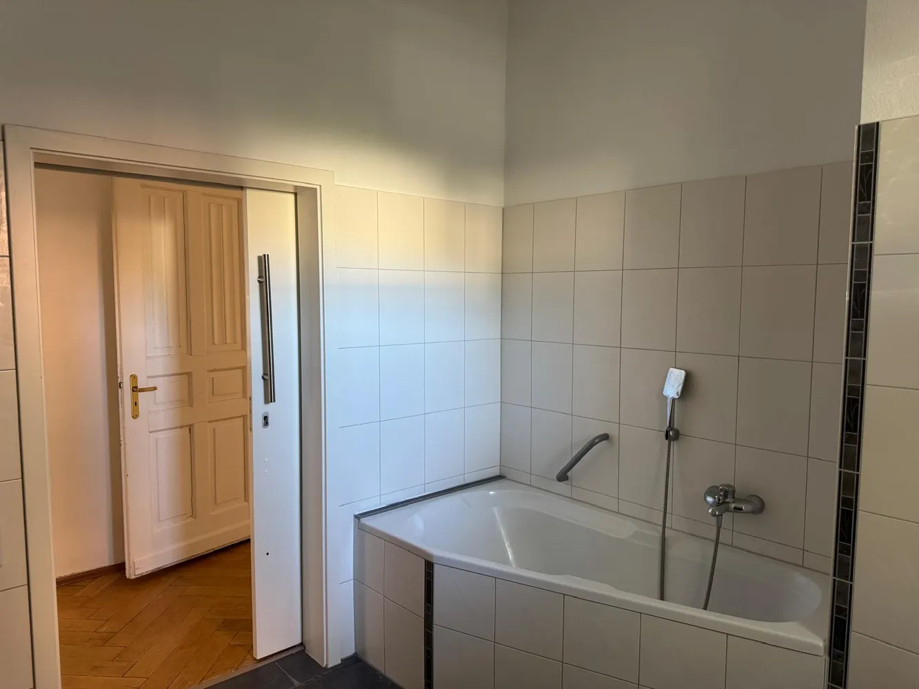 5 Zimmer Wohnung mit 174 m² in Zwickau – Bild 7