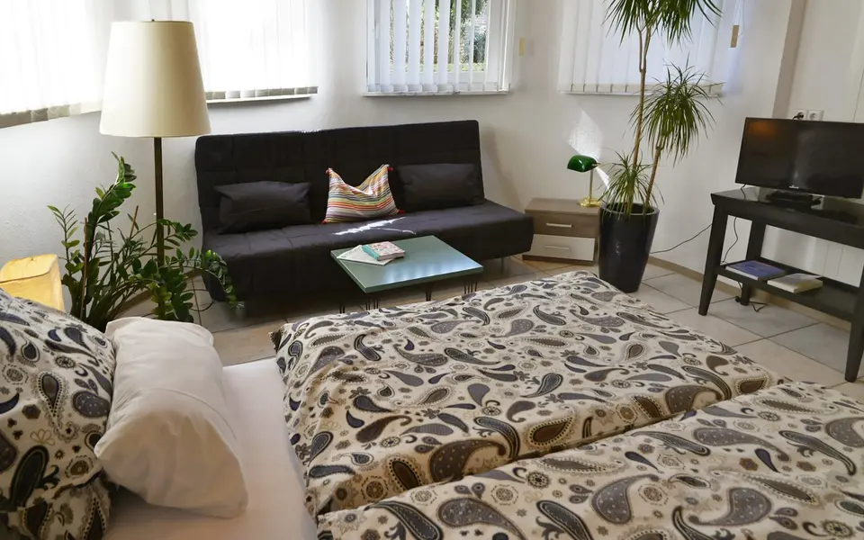 WG-Zimmer mit 280 m² in Weingarten – Bild 7