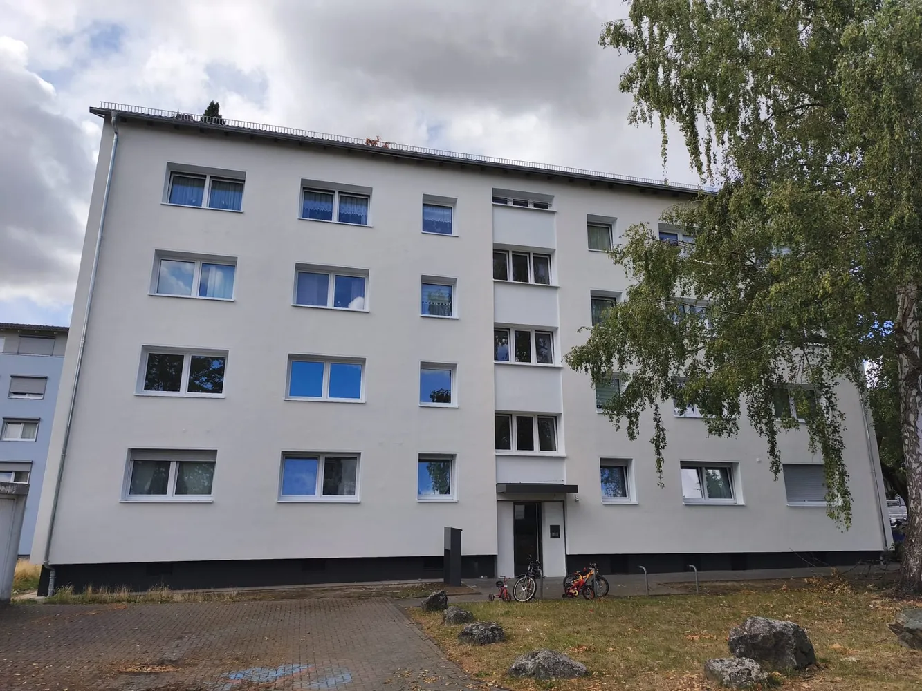 4 Zimmer Wohnung mit 93 m² in Gießen – Bild 1