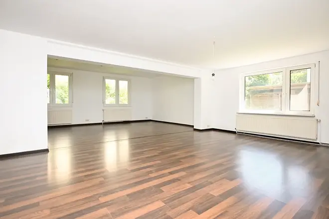 4 Zimmer Haus mit 180 m² in Hannover – Bild 1