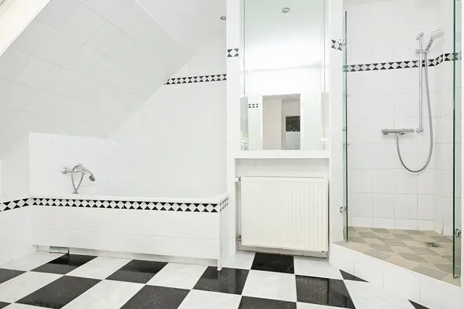 4 Zimmer Haus mit 180 m² in Hannover – Bild 6