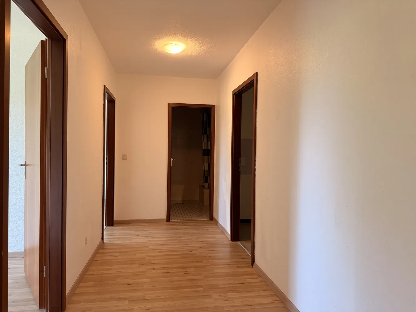 2 Zimmer Wohnung mit 55 m² in Kaiserslautern – Bild 2