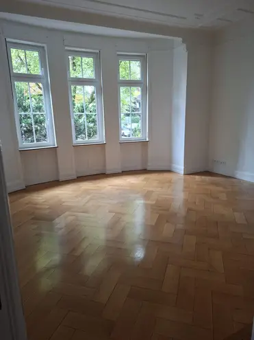 3 Zimmer Wohnung mit 100 m² in Frankfurt am Main – Bild 1