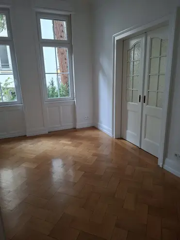 3 Zimmer Wohnung mit 100 m² in Frankfurt am Main – Bild 2