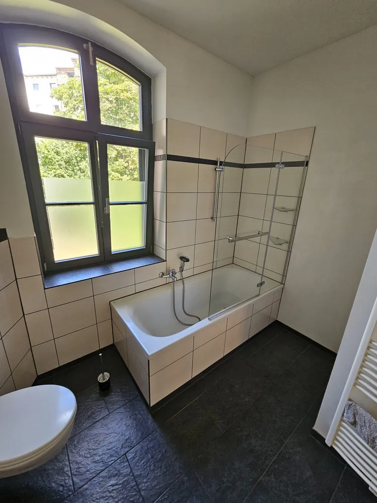 3 Zimmer Wohnung mit 89 m² in Halle (Saale) – Bild 4