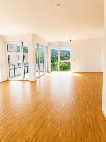 4 Zimmer Wohnung mit 129 m² in Saarbrücken – Bild 2