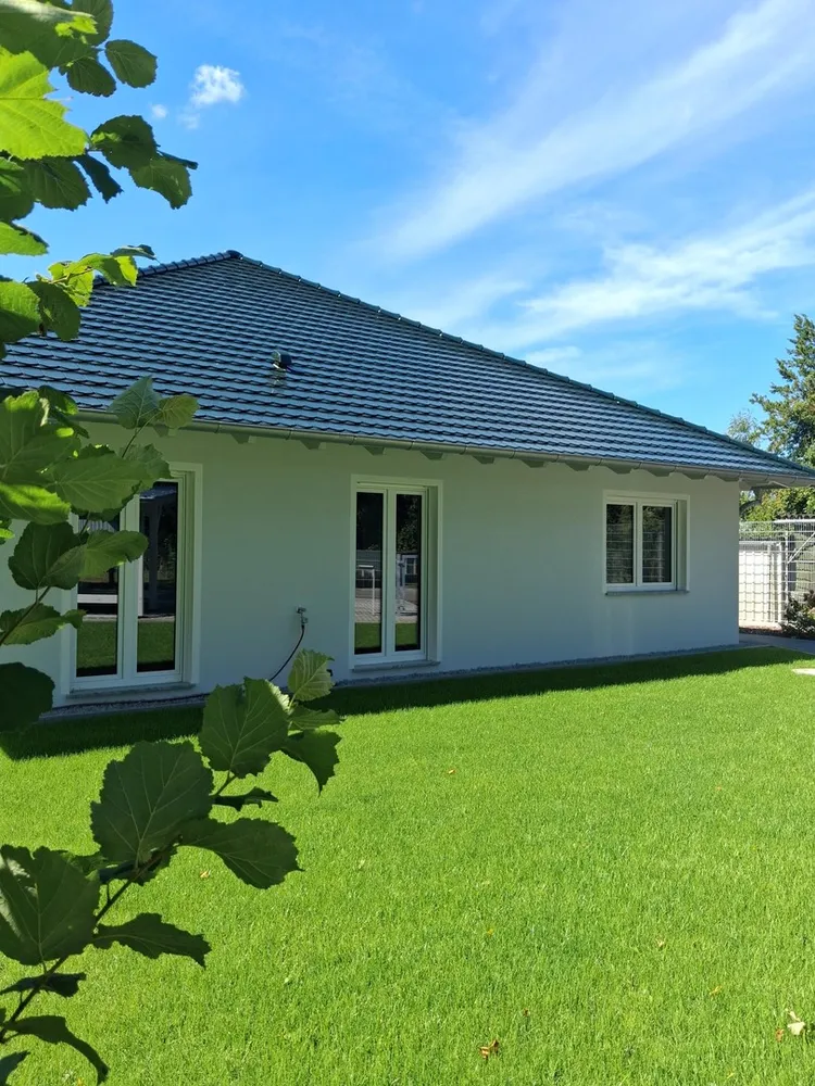 4 Zimmer Haus mit 130 m² in Cottbus – Bild 1