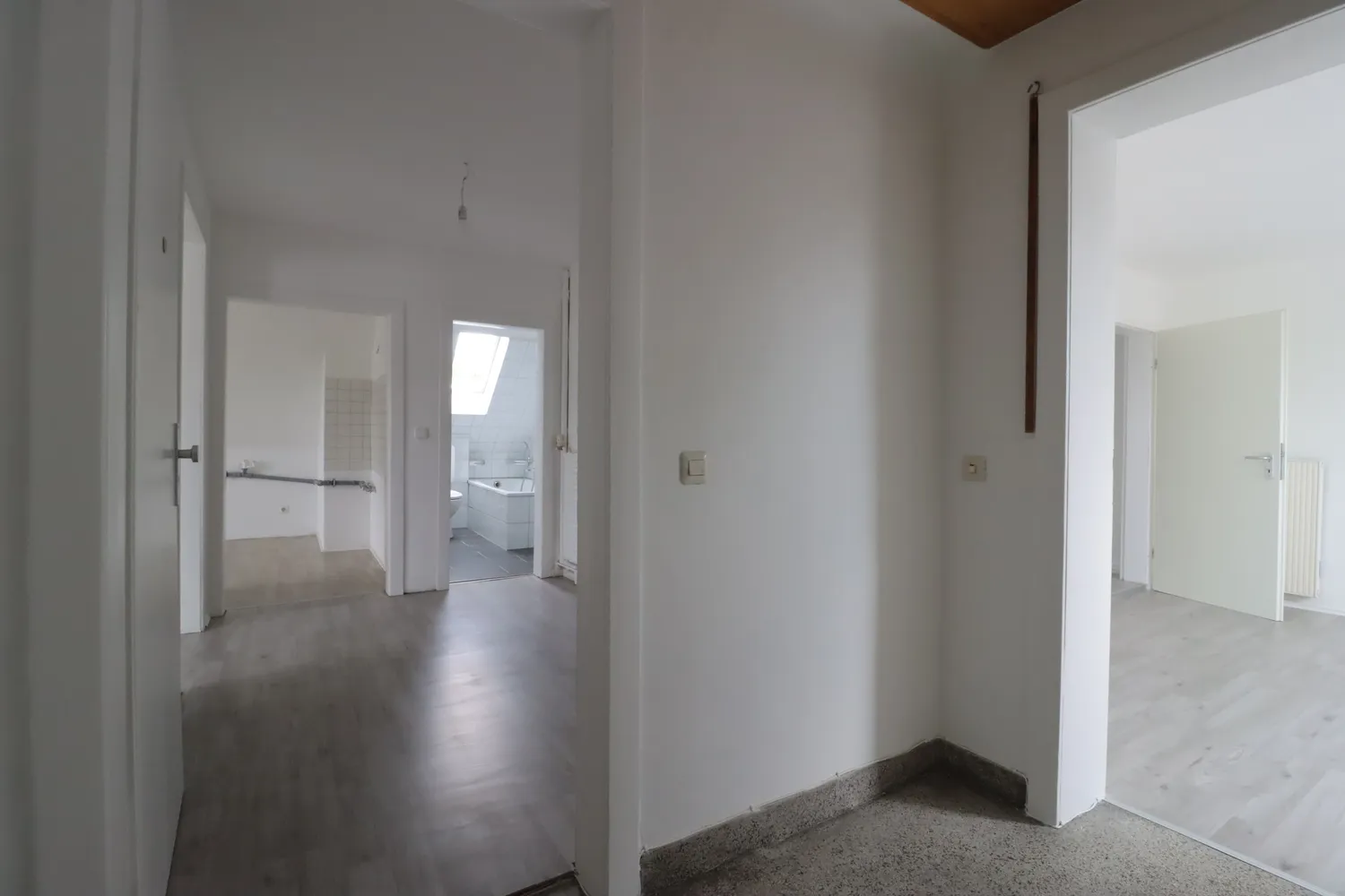 4 Zimmer Wohnung mit 95 m² in Herne – Bild 2