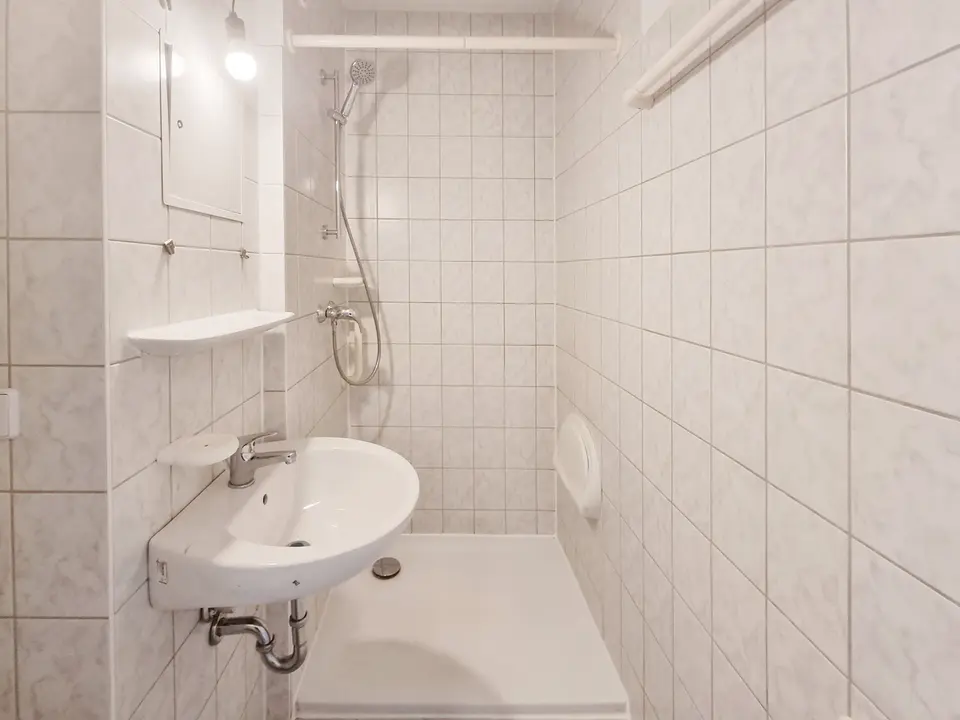 2 Zimmer Wohnung mit 22 m² in Halle (Saale) – Bild 5
