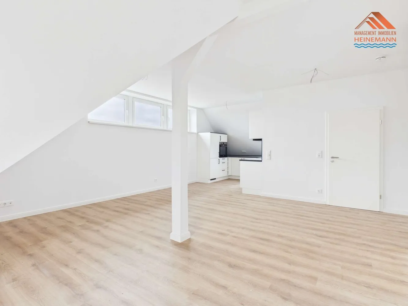2 Zimmer Wohnung mit 76 m² in Cuxhaven – Bild 1