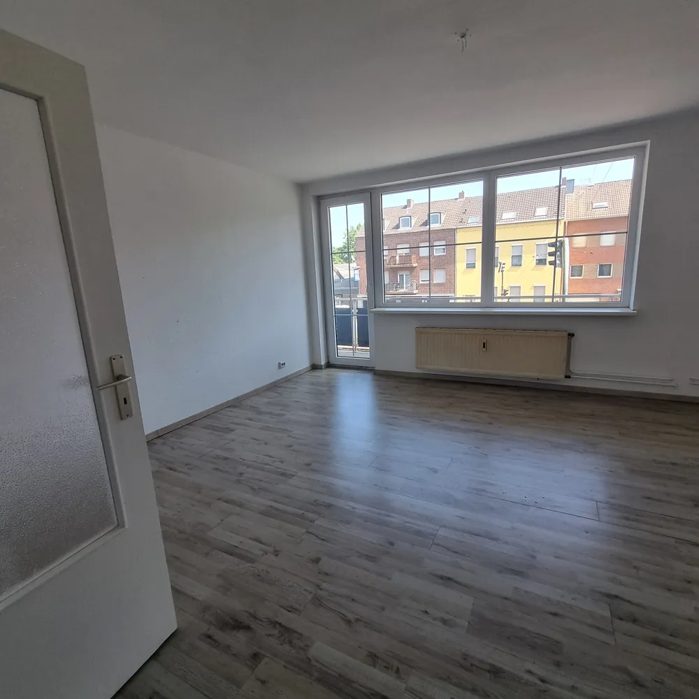 4 Zimmer Wohnung mit 73 m² in Krefeld – Bild 1