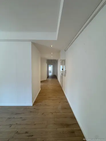 7 Zimmer Wohnung mit 145 m² in Augsburg – Bild 12