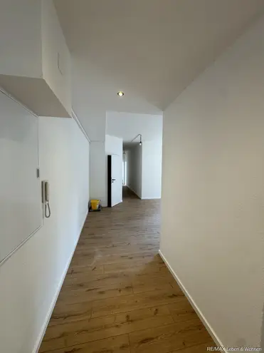 7 Zimmer Wohnung mit 145 m² in Augsburg – Bild 8