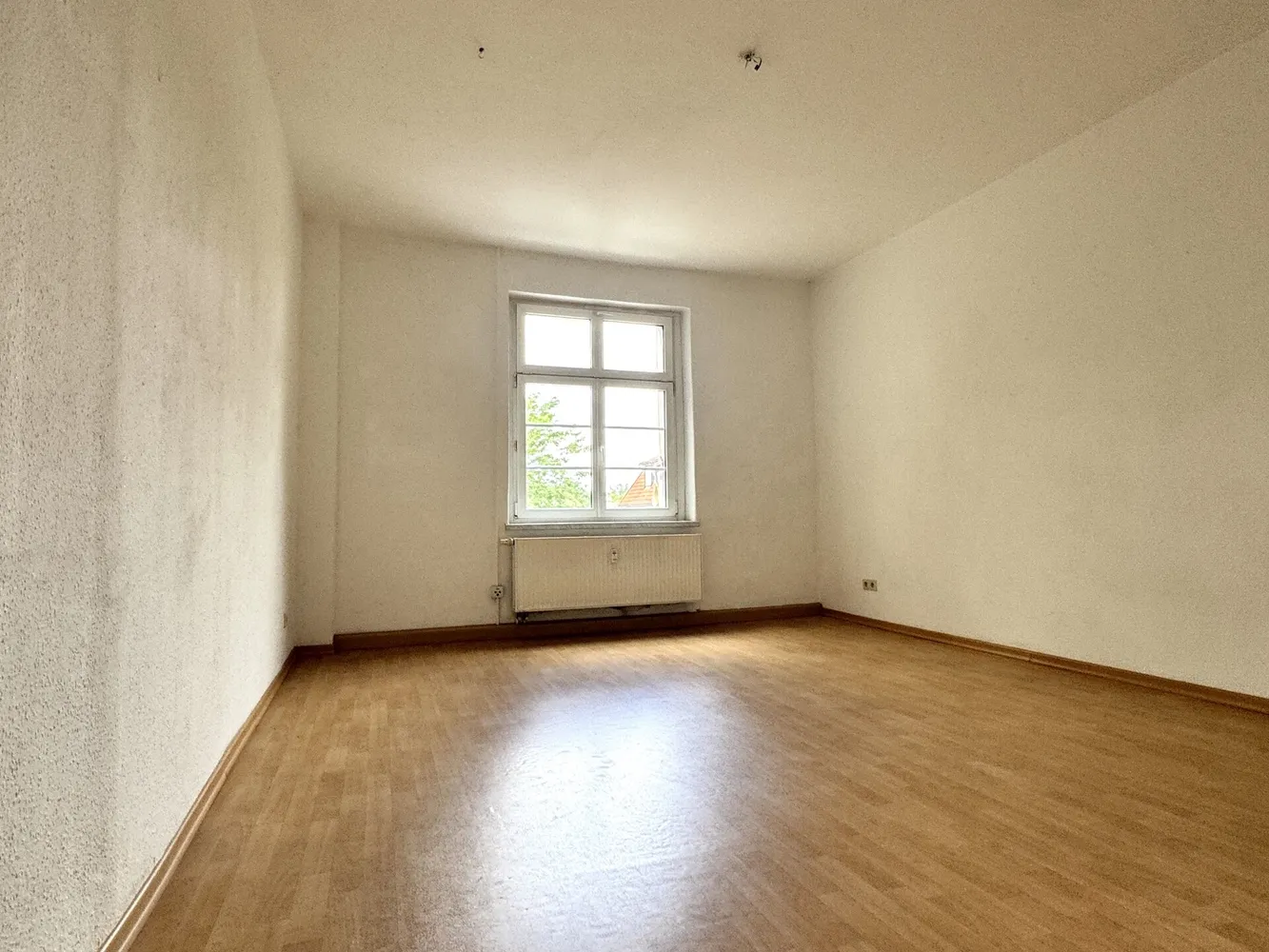 4 Zimmer Wohnung mit 88 m² in Dresden – Bild 1