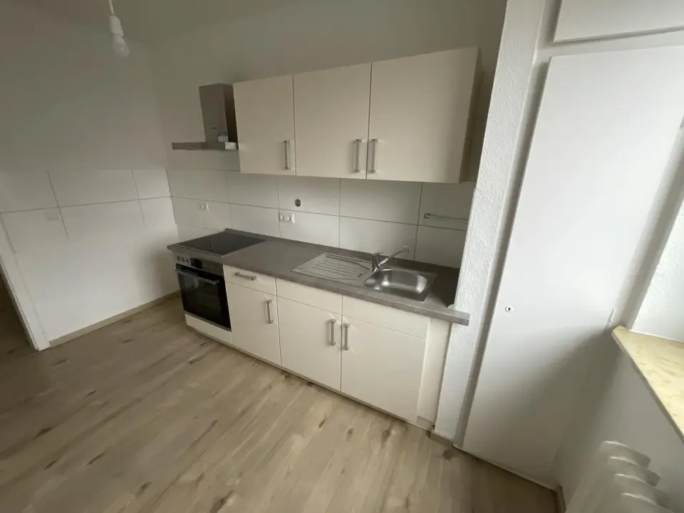 2 Zimmer Wohnung mit 66 m² in Wilhelmshaven – Bild 2