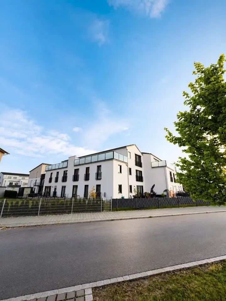 6 Zimmer Wohnung mit 145 m² in Kelheim – Bild 1