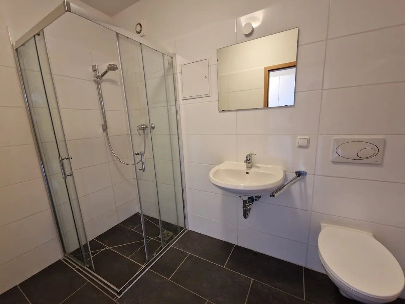 2 Zimmer Wohnung mit 48 m² in Neubrandenburg – Bild 3