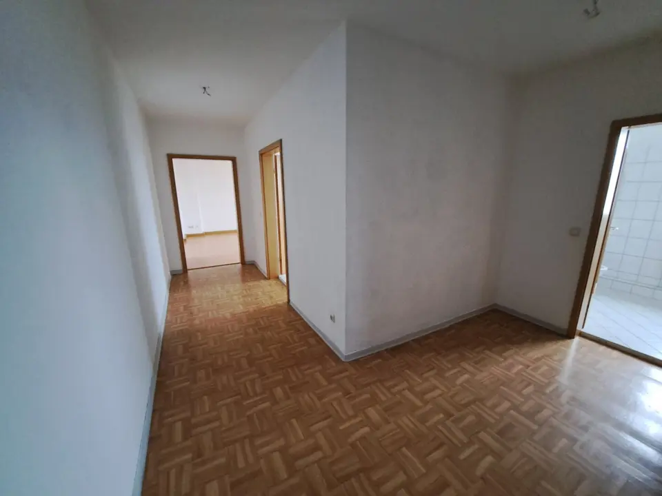 2 Zimmer Wohnung mit 90 m² in Lutherstadt Wittenberg – Bild 2