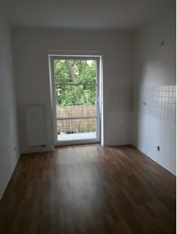 2 Zimmer Wohnung mit 56 m² in Erfurt – Bild 3
