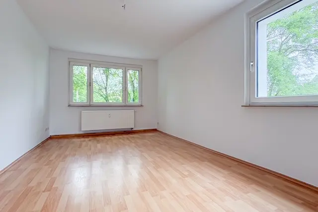 3 Zimmer Wohnung mit 75 m² in Plauen – Bild 1