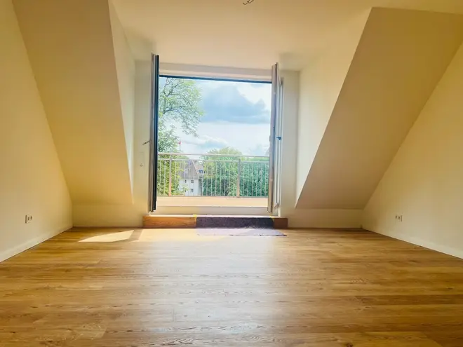4 Zimmer Wohnung mit 120 m² in Hannover – Bild 3