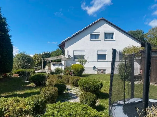 9 Zimmer Haus mit 450 m² in Nürnberg – Bild 3
