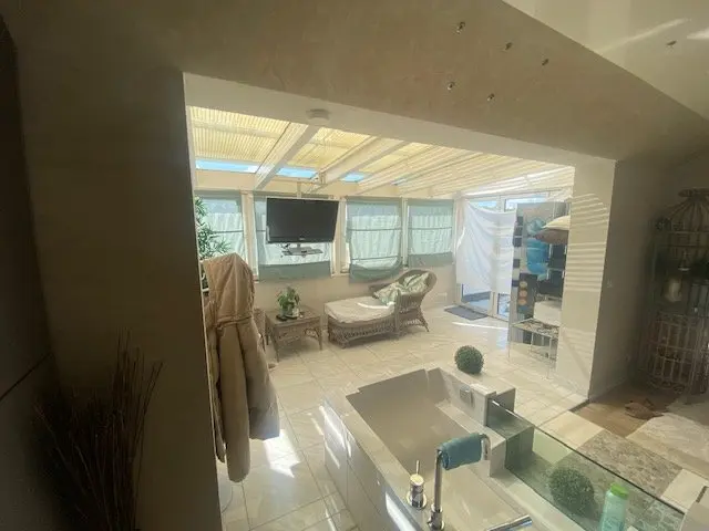 9 Zimmer Haus mit 450 m² in Nürnberg – Bild 7