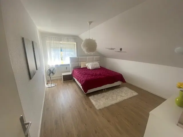 9 Zimmer Haus mit 450 m² in Nürnberg – Bild 9
