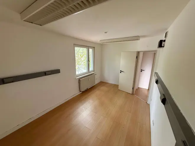 9 Zimmer Wohnung mit 169 m² in Gelsenkirchen – Bild 11
