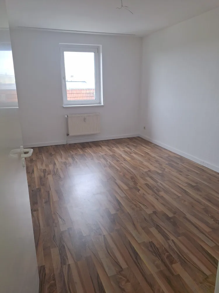 2 Zimmer Wohnung mit 79 m² in Magdeburg – Bild 2