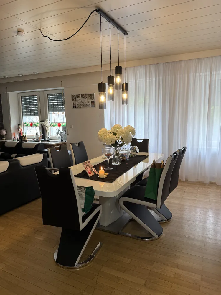 4 Zimmer Wohnung mit 140 m² in Pforzheim – Bild 2