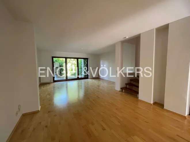 4 Zimmer Haus mit 150 m² in Wiesbaden – Bild 4