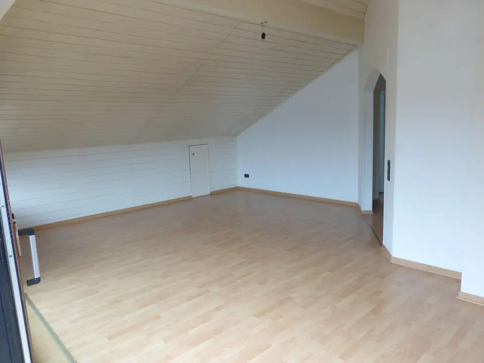 3 Zimmer Wohnung mit 90 m² in Bornheim – Bild 1