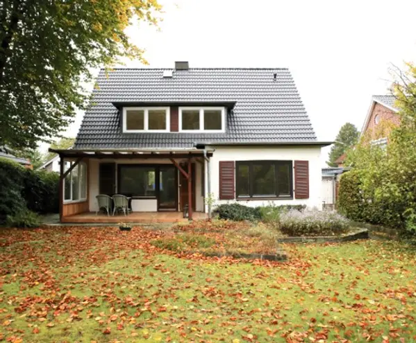6 Zimmer Haus mit 141 m² in Hamburg – Bild 2