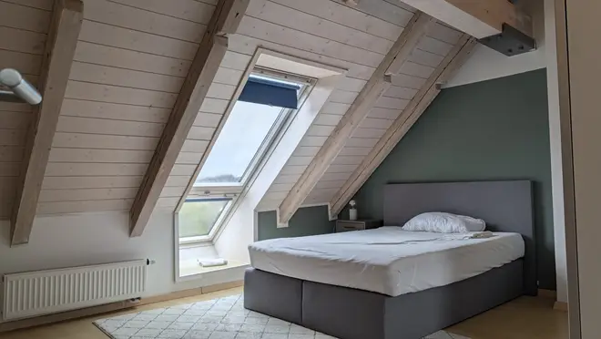 6 Zimmer Wohnung mit 135 m² in München – Bild 4