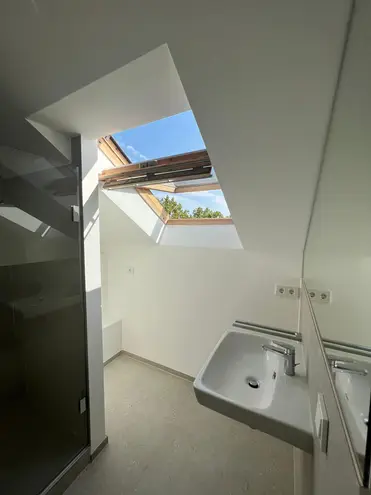 2 Zimmer Wohnung mit 60 m² in Stuttgart – Bild 3