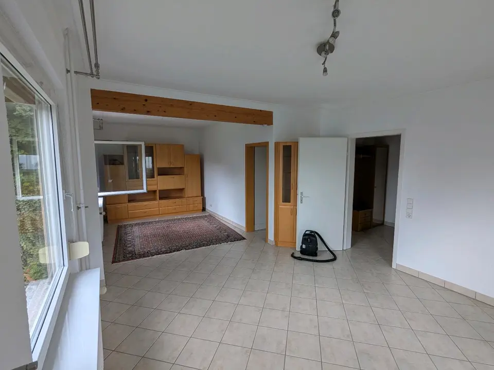 WG-Zimmer mit 80 m² in Reutlingen – Bild 1