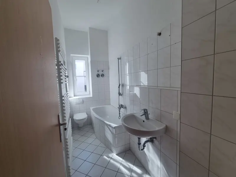 2 Zimmer Wohnung mit 47 m² in Halle (Saale) – Bild 4