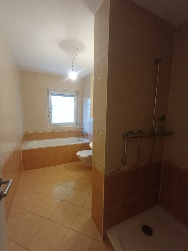 2 Zimmer Wohnung mit 64 m² in Zwickau – Bild 12