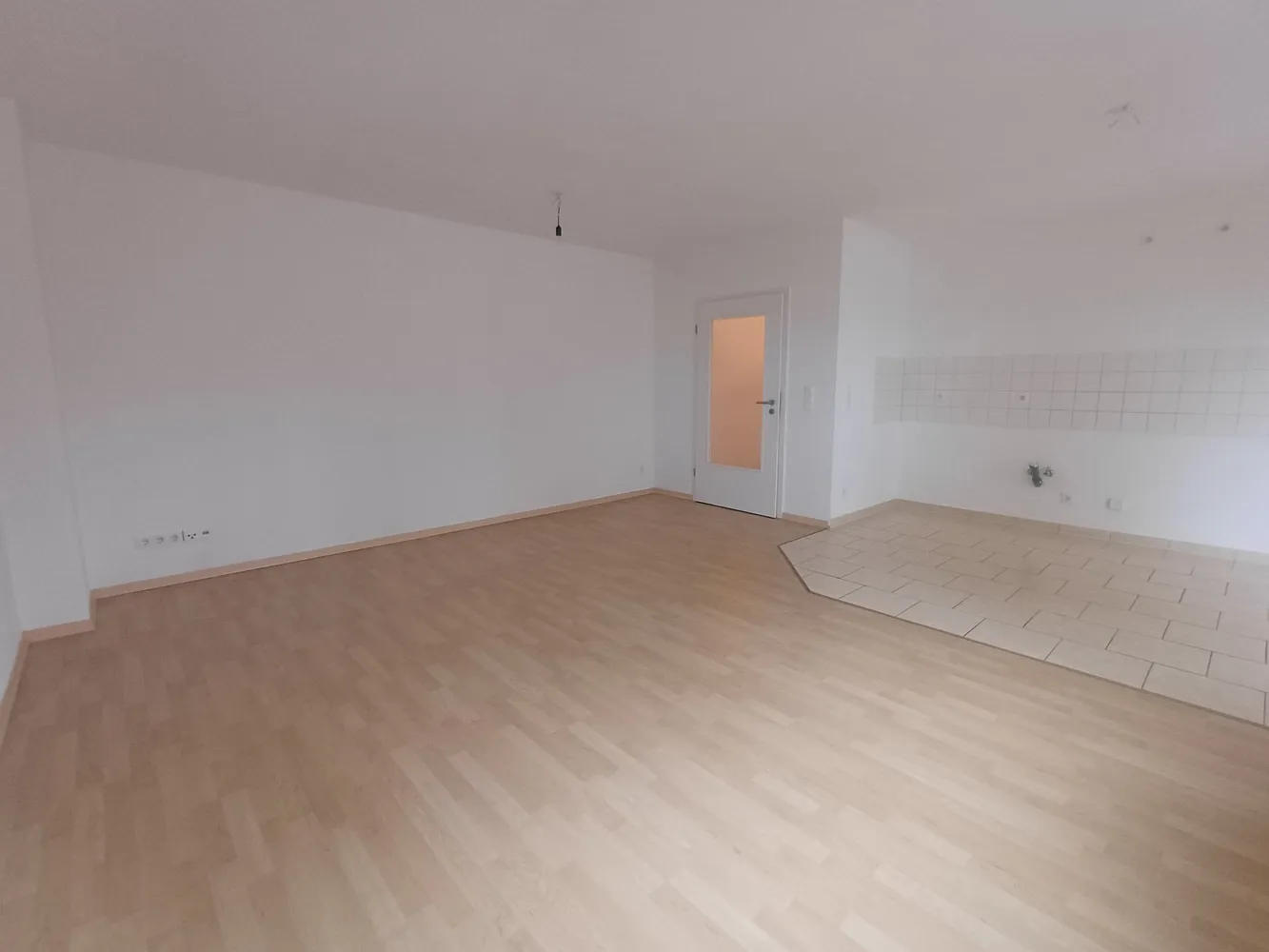 2 Zimmer Wohnung mit 64 m² in Zwickau – Bild 7