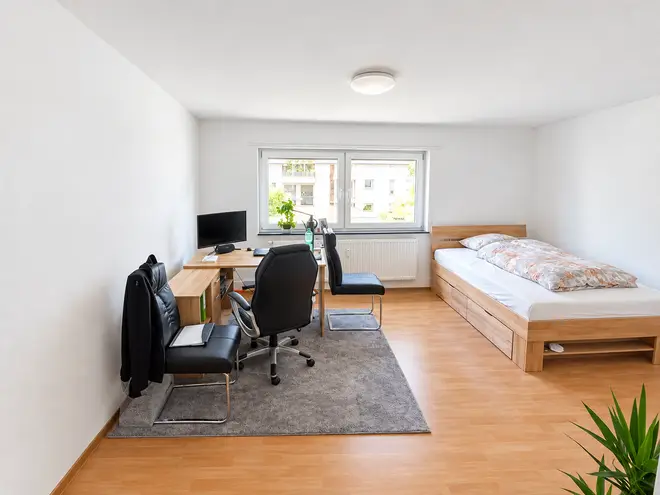 1 Zimmer Wohnung mit 42 m² in Karlsruhe – Bild 2