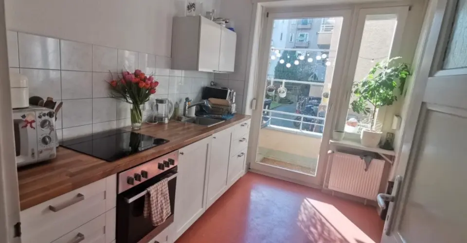 WG-Zimmer mit 71 m² in Wiesbaden – Bild 3