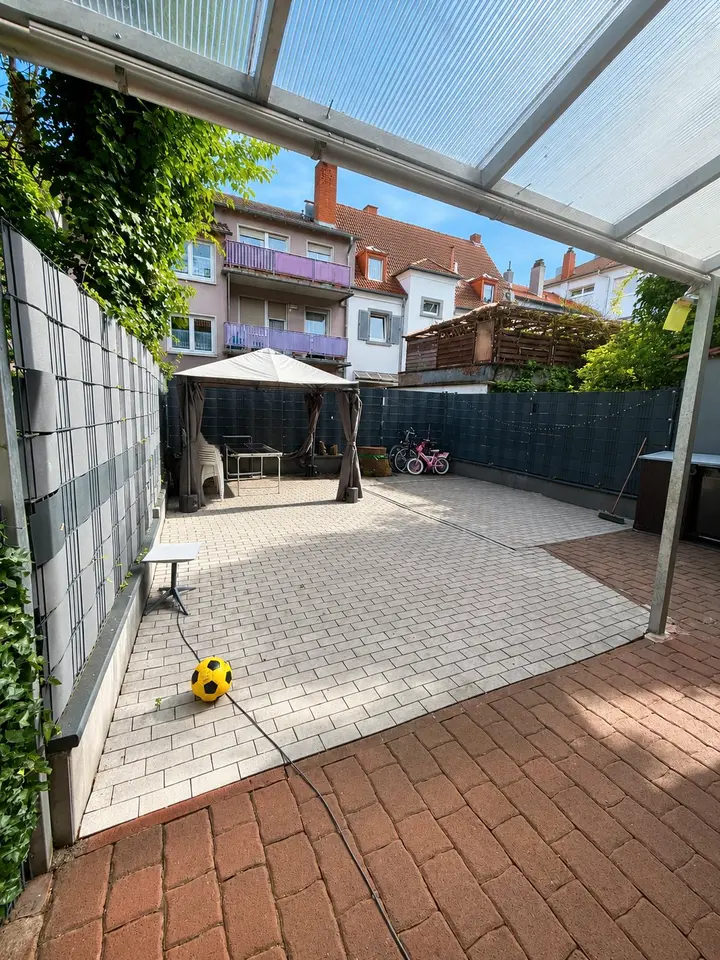 8 Zimmer Haus mit 200 m² in Kaiserslautern – Bild 3
